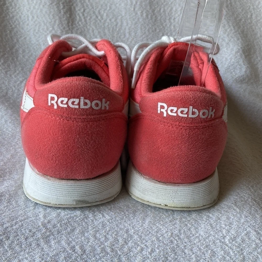 Reebok Classic Coral/white sneakers Size 7